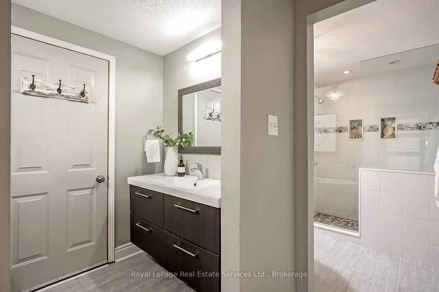 Additional image 9 of 1544 Greenbriar Drive