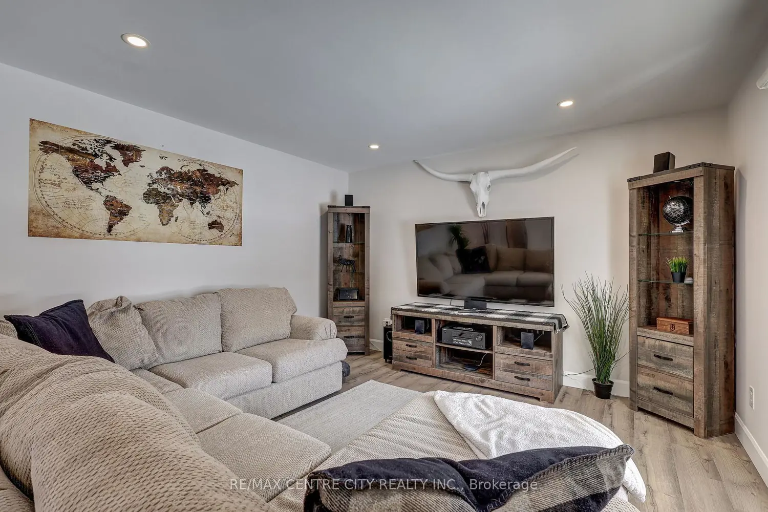 Additional image 8 of 5978 Sunset Road