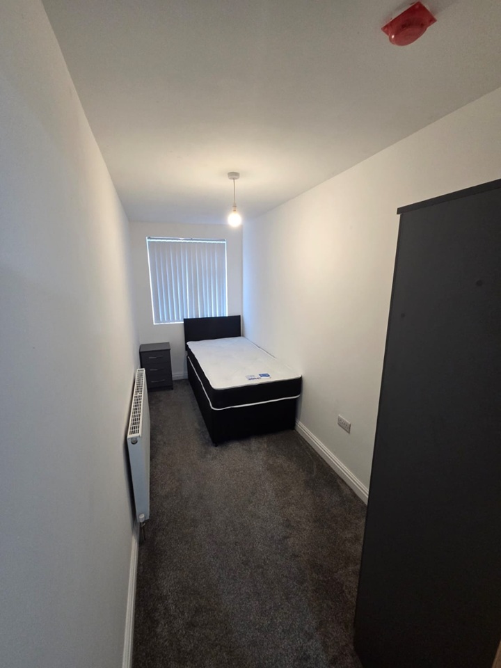 Additional image 3 of Room in a Shared House, South Road, B18, N1 7GU