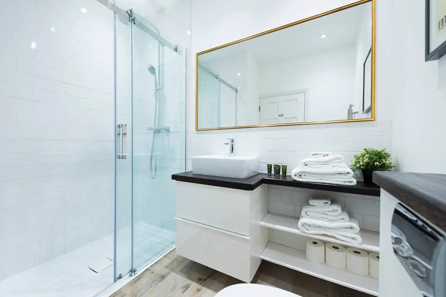 Additional image 5 of 2 Bed Flat, Holland Road, W14, N1 7GU