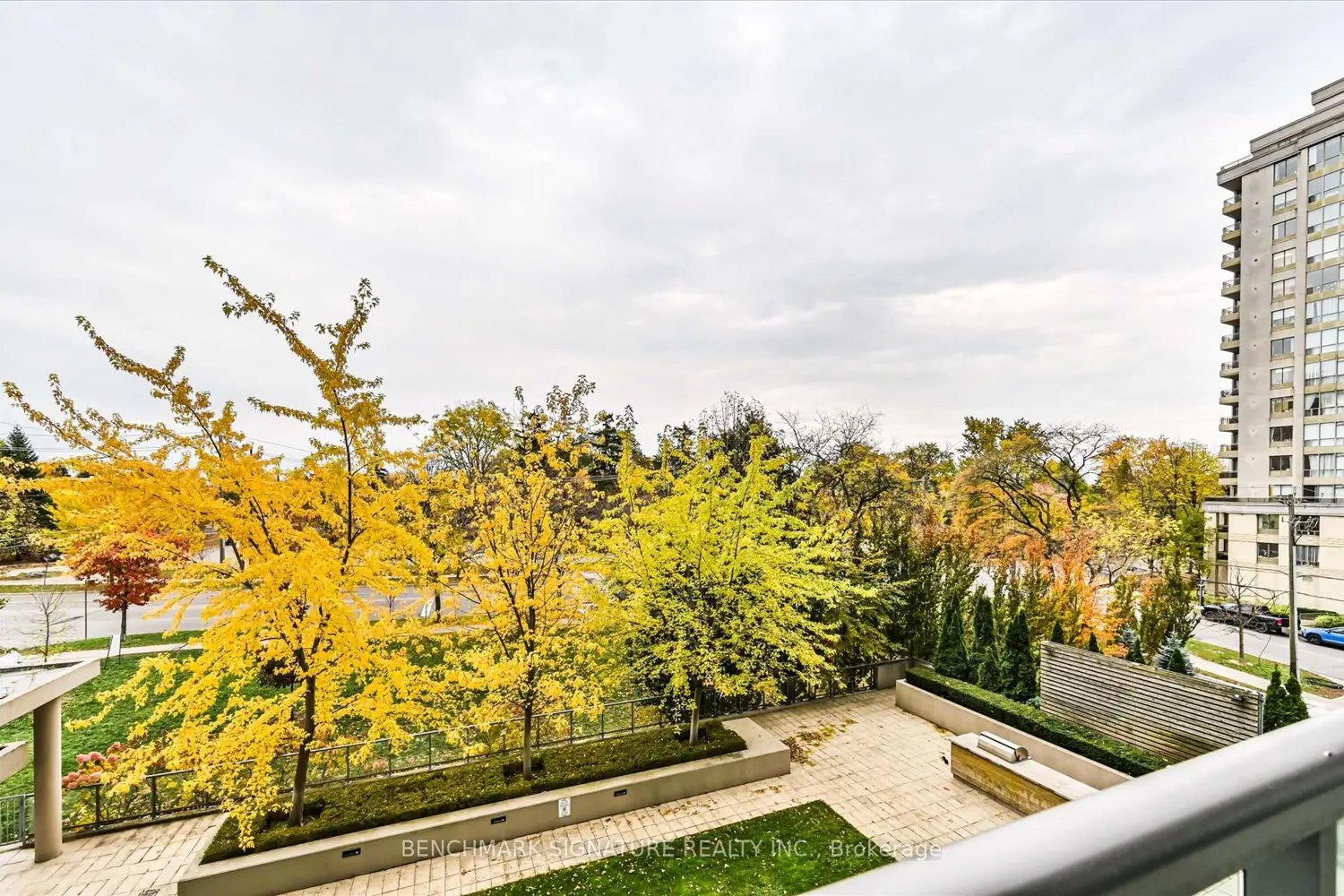 Additional image 13 of 26 Norton Avenue 404