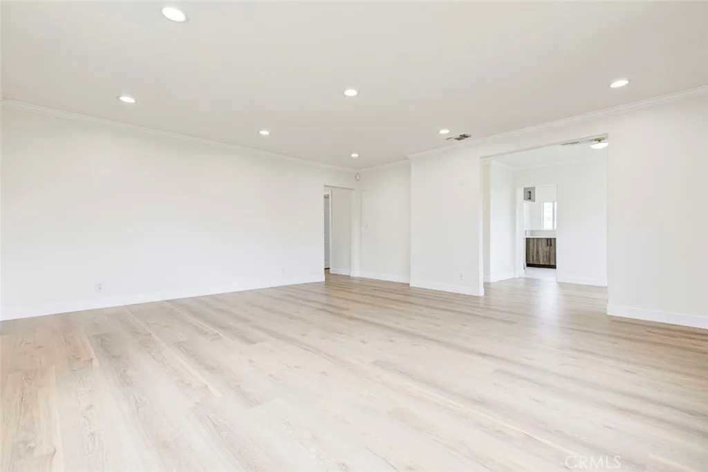 Additional image 49 of 6622 Varna Ave, Van Nuys, CA 91401