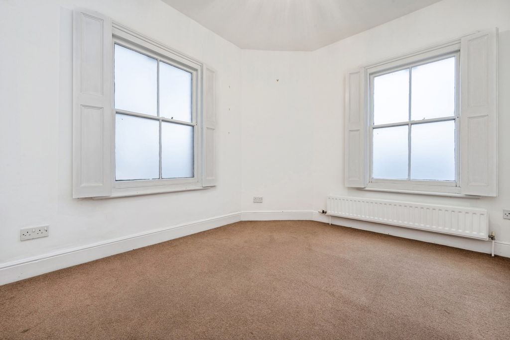 Additional image 14 of Studio for saleMidland Road, Bedford, Bedfordshire MK40