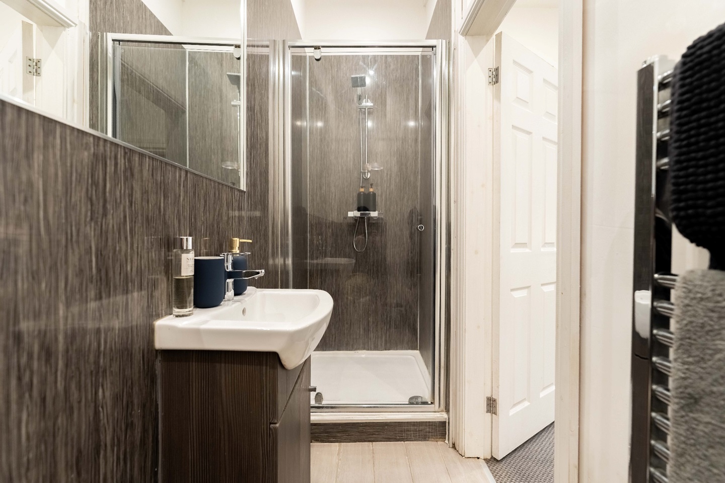 Additional image 46 of 2 Bed Flat, Blenheim Terrace, LS2, N1 7GU