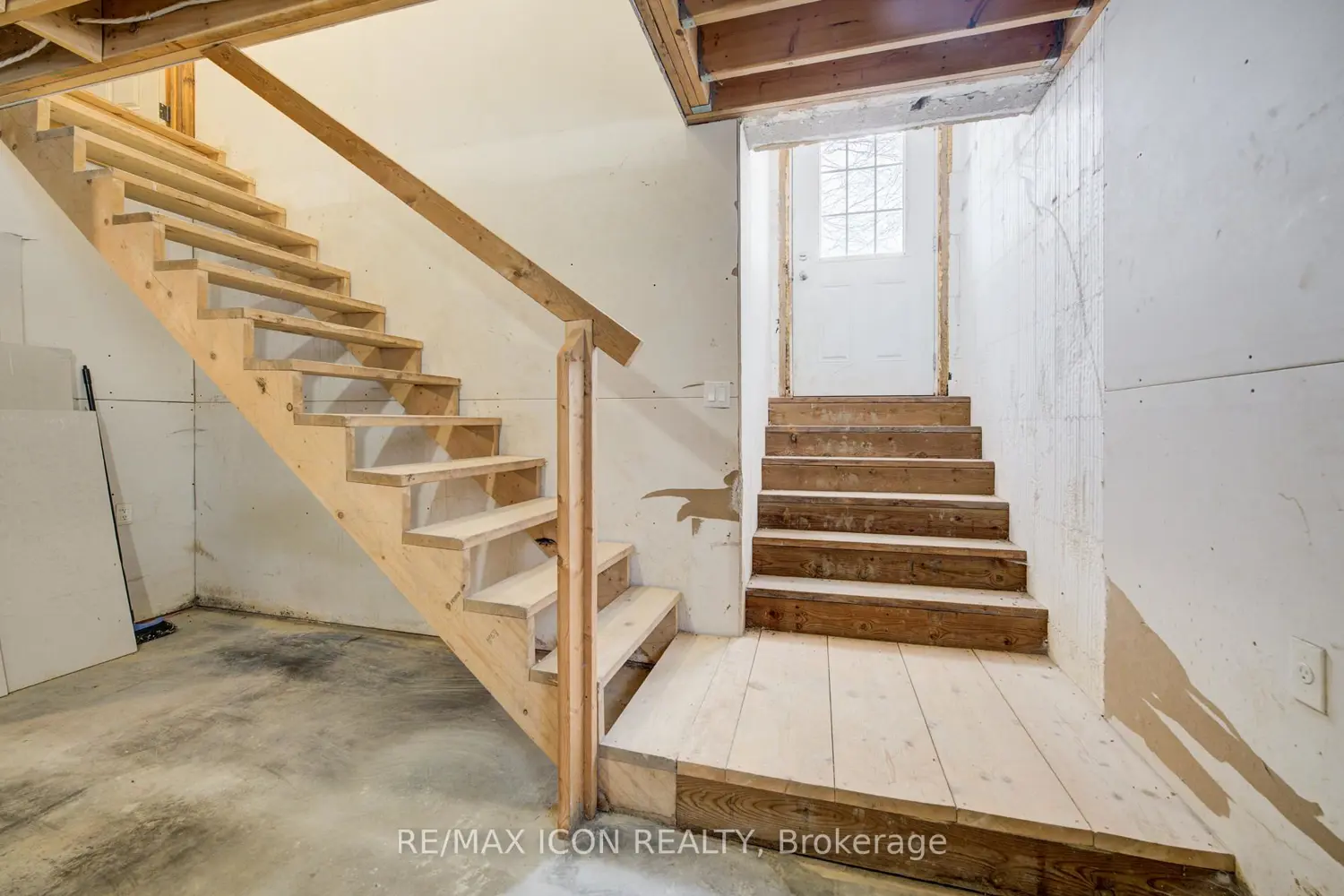 Additional image 12 of 9429 Sally Street