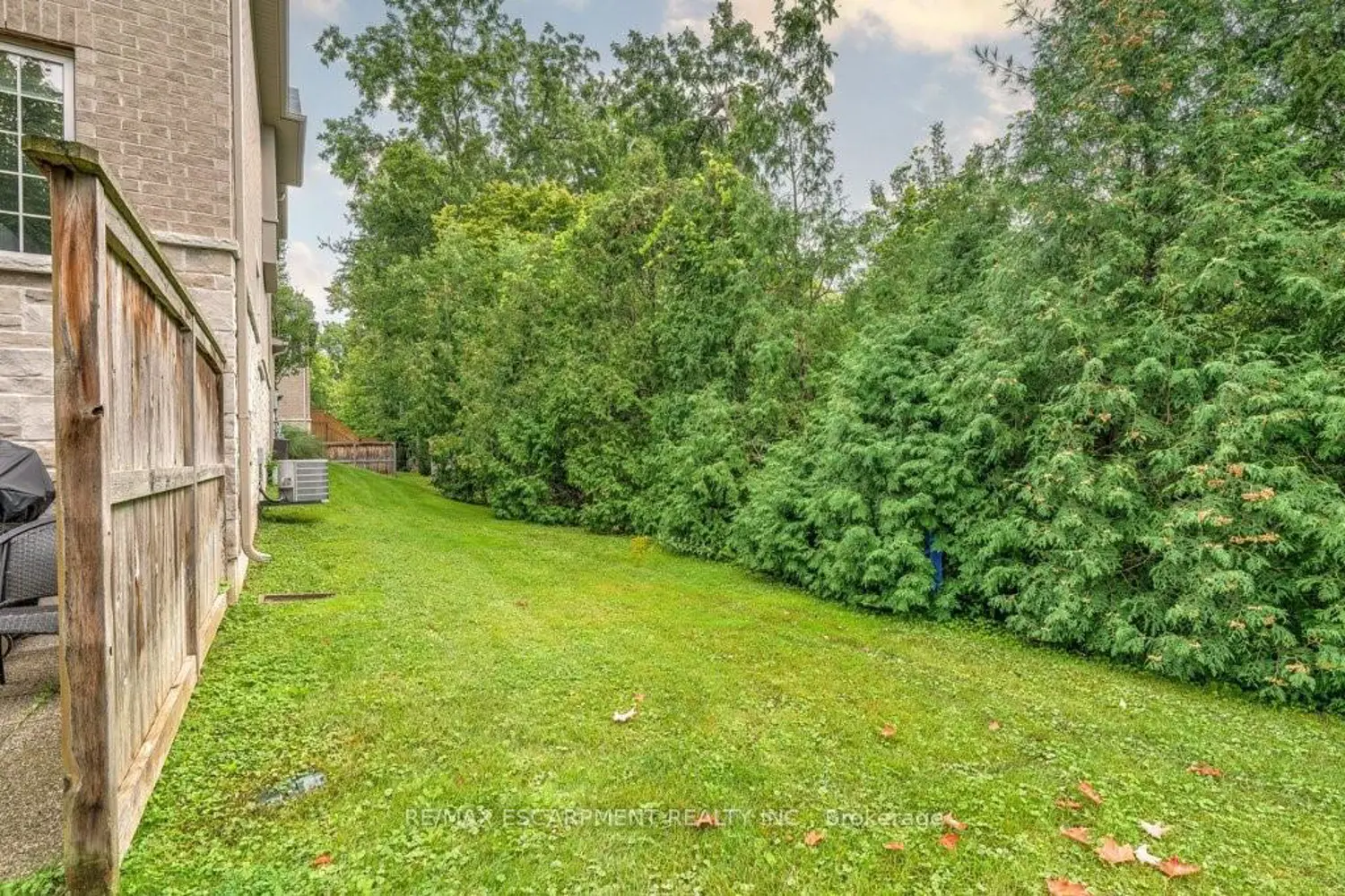 Additional image 17 of 2086 Ghent Avenue 19