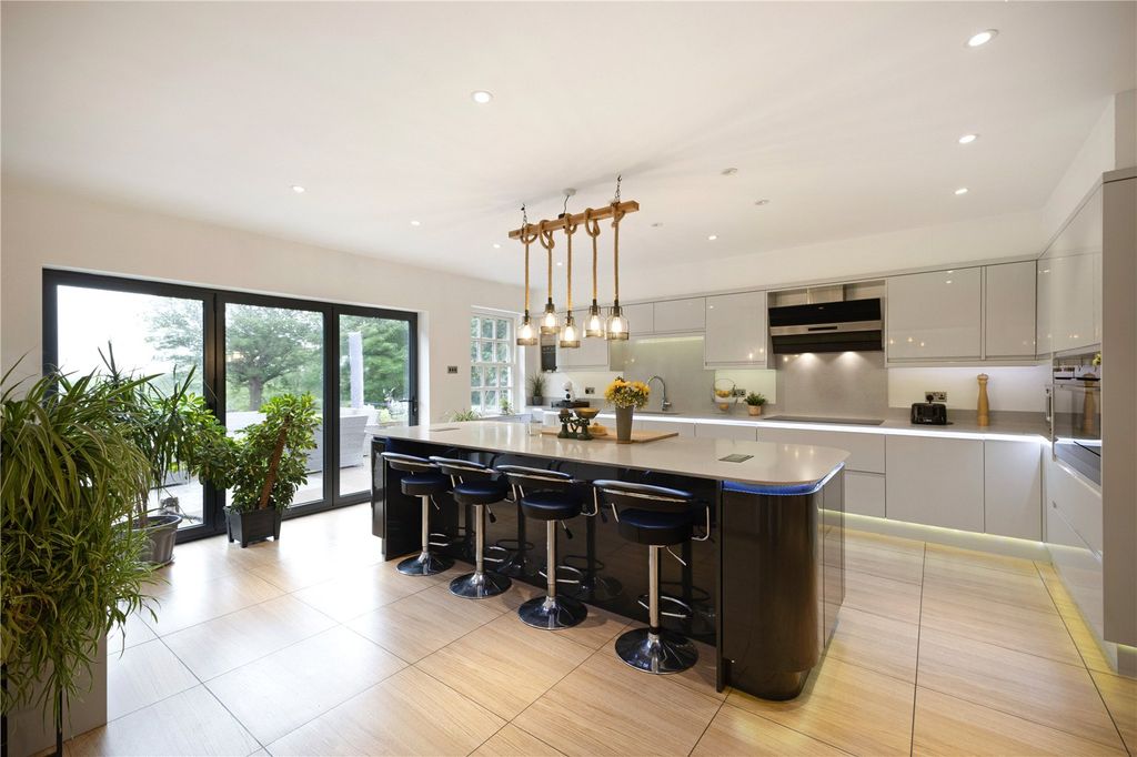 Additional image 25 of 8 bed detached house for salePowdermill Lane, Battle, East Sussex TN33