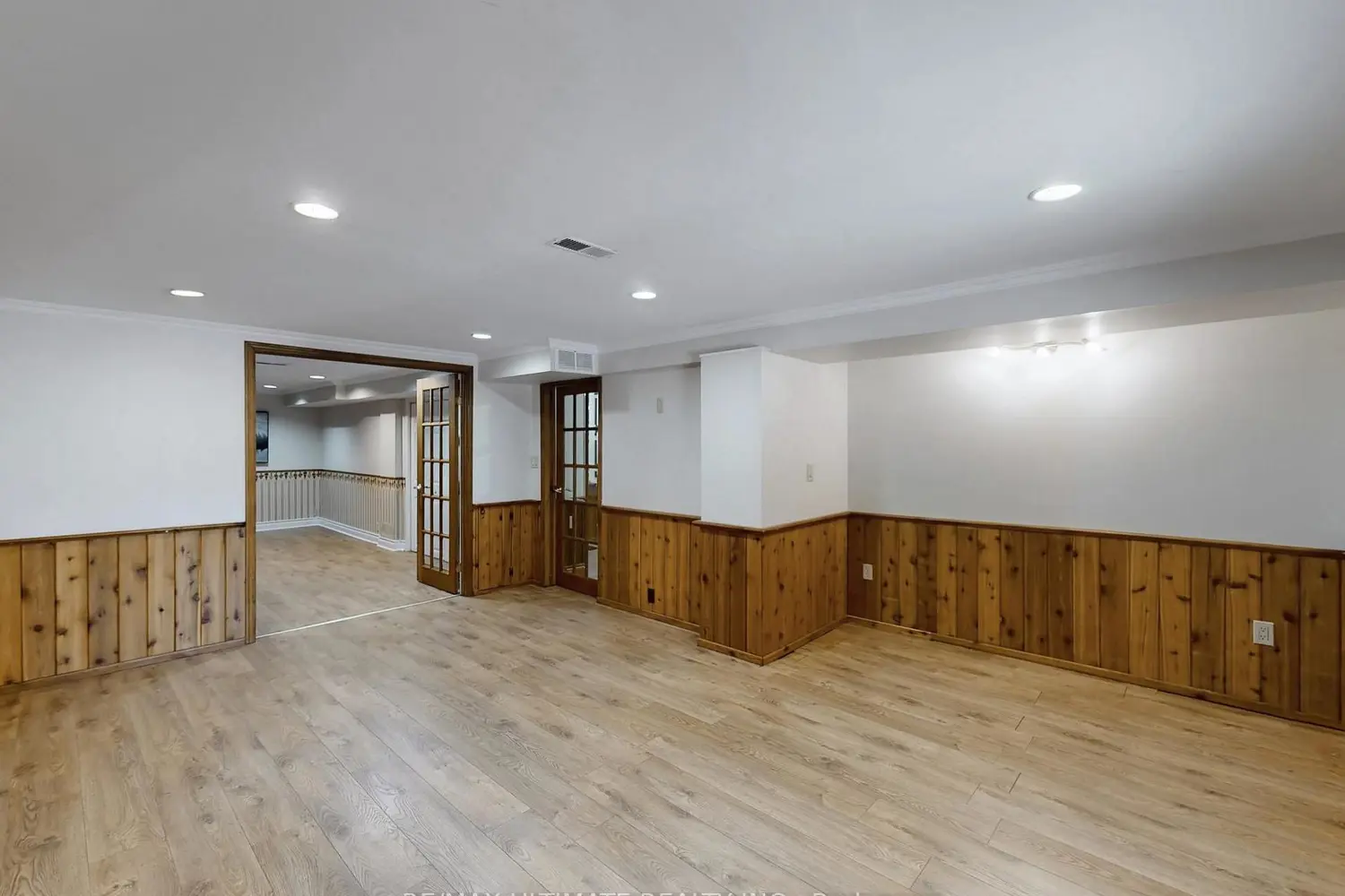 Additional image 14 of 5085 Sideline 12