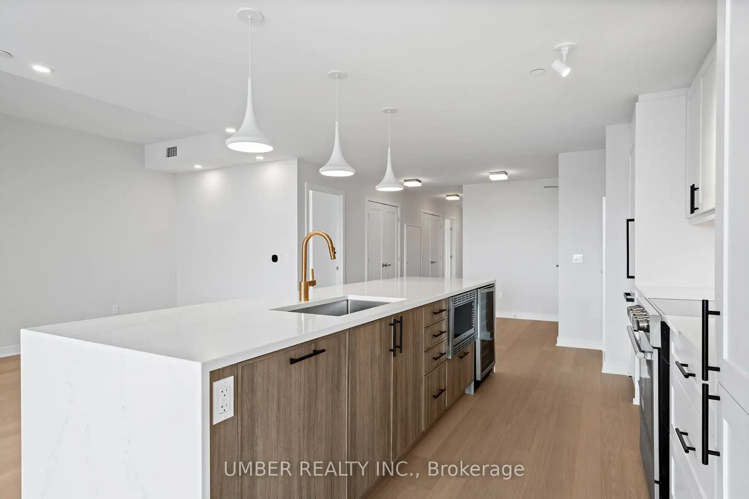 Additional image 6 of 360 Deschâtelets Avenue 706