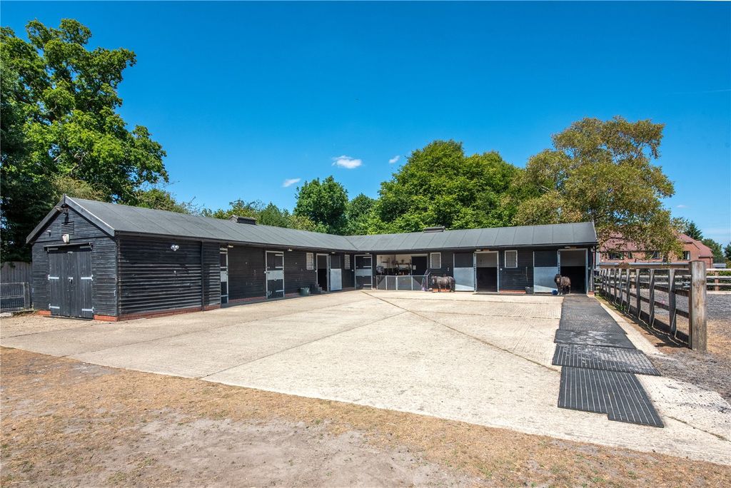 Additional image 7 of 5 bed equestrian for saleInkpen Common, Inkpen, Hungerford, Berkshire RG17