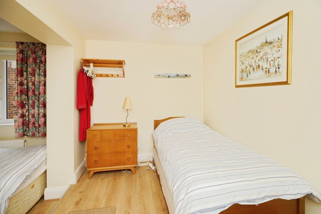 Additional image 13 of 3 bed flat for saleRhos Promenade, Rhos On Sea, Colwyn Bay, Conwy LL28