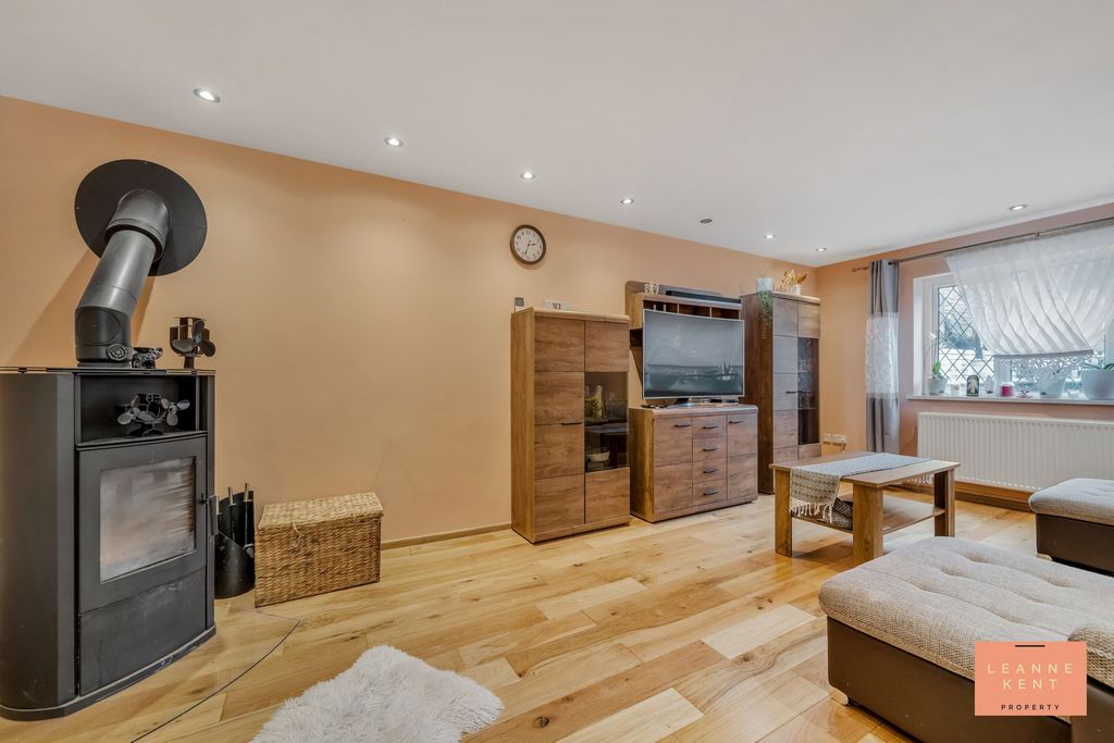 Additional image 7 of 5 bed detached house for saleChurch Street, Bedwas CF83