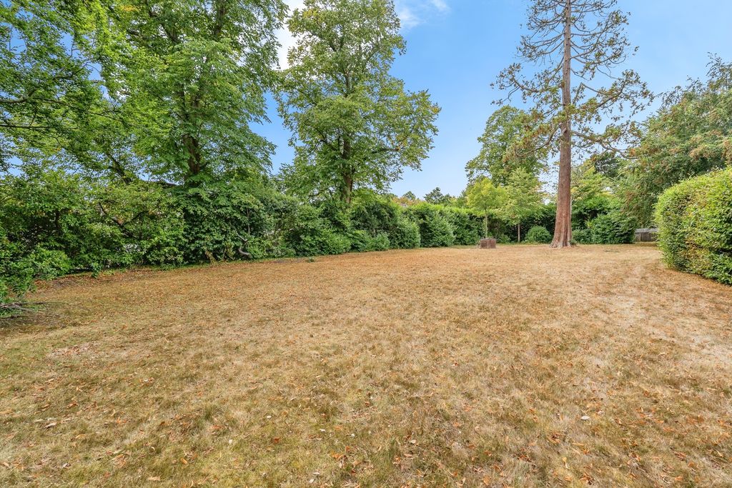 Additional image 9 of 5 bed detached house for saleCrofton Close, Southampton, Hampshire SO17