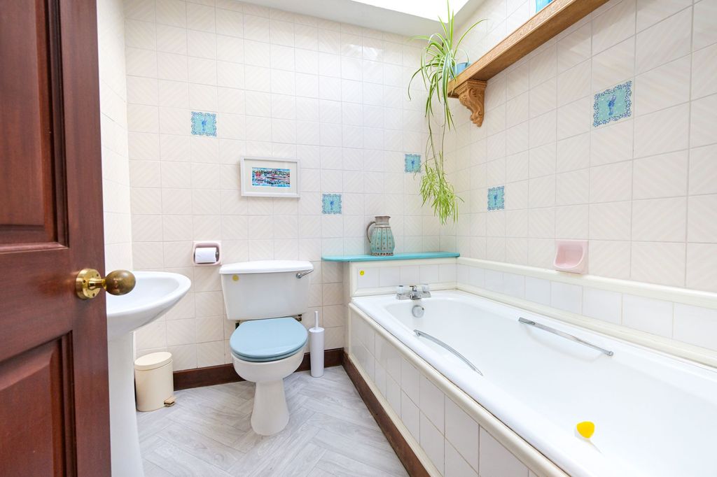Additional image 19 of 5 bed detached house for saleConival, 4 Dene Park, Biggar ML12