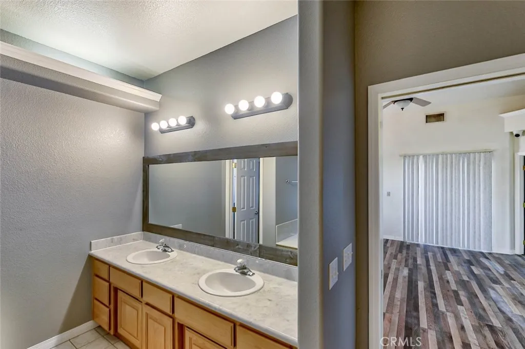 Additional image 103 of 40028 25th St W, Palmdale, CA 93551