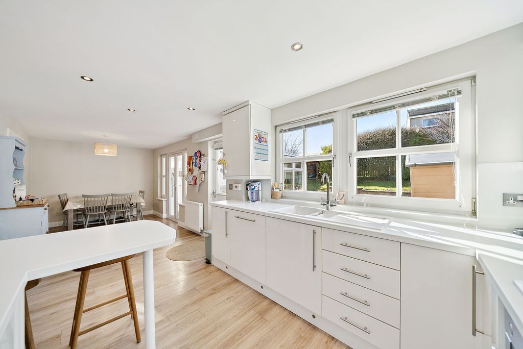 Additional image 3 of 4 bed detached house for saleRamsay Drive, Dunblane FK15