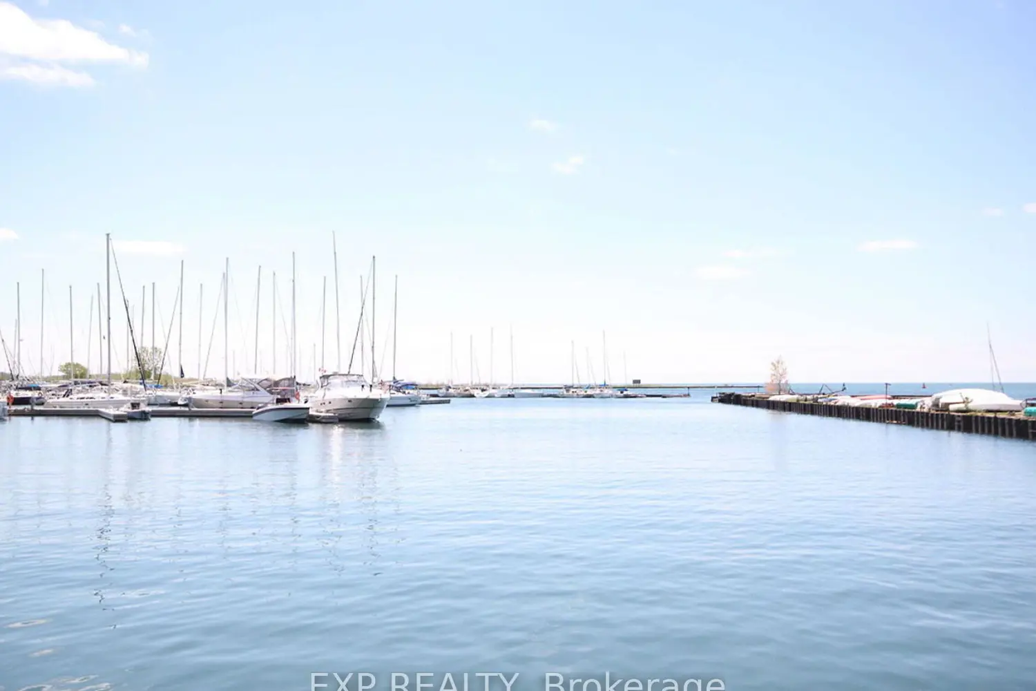 Additional image 19 of 209 Fort York Boulevard 167