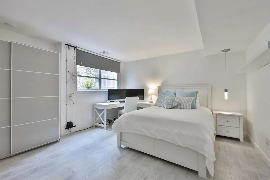 Additional image 44 of 942 D Avenue Unit B, Coronado, CA 92118