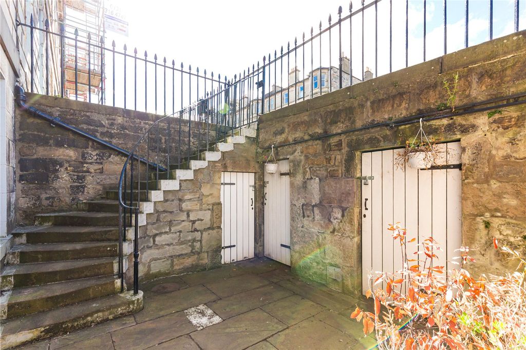 Additional image 24 of 6 bed terraced house for saleBrandon Street, New Town, Edinburgh EH3