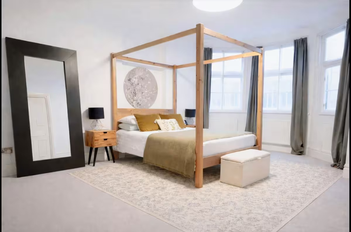 Additional image 4 of 3 Bed Flat, Lg, SW5, N1 7GU