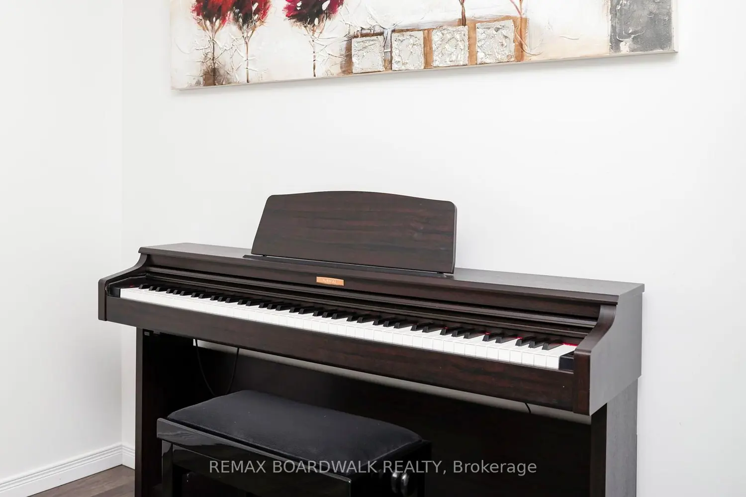 Additional image 12 of 302 Haliburton Heights