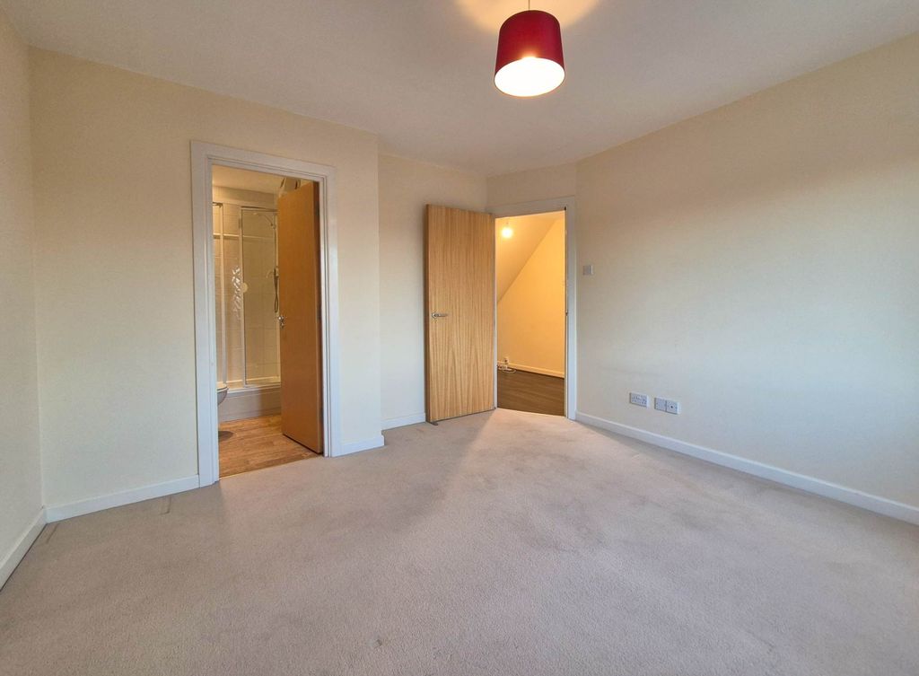 Additional image 12 of 4 bed penthouse for saleNeptune Square, Ipswich IP4