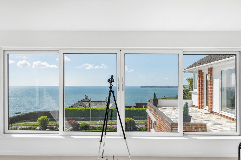 6 bed detached house for saleThatcher Avenue, Torquay, Devon TQ1 photo 2