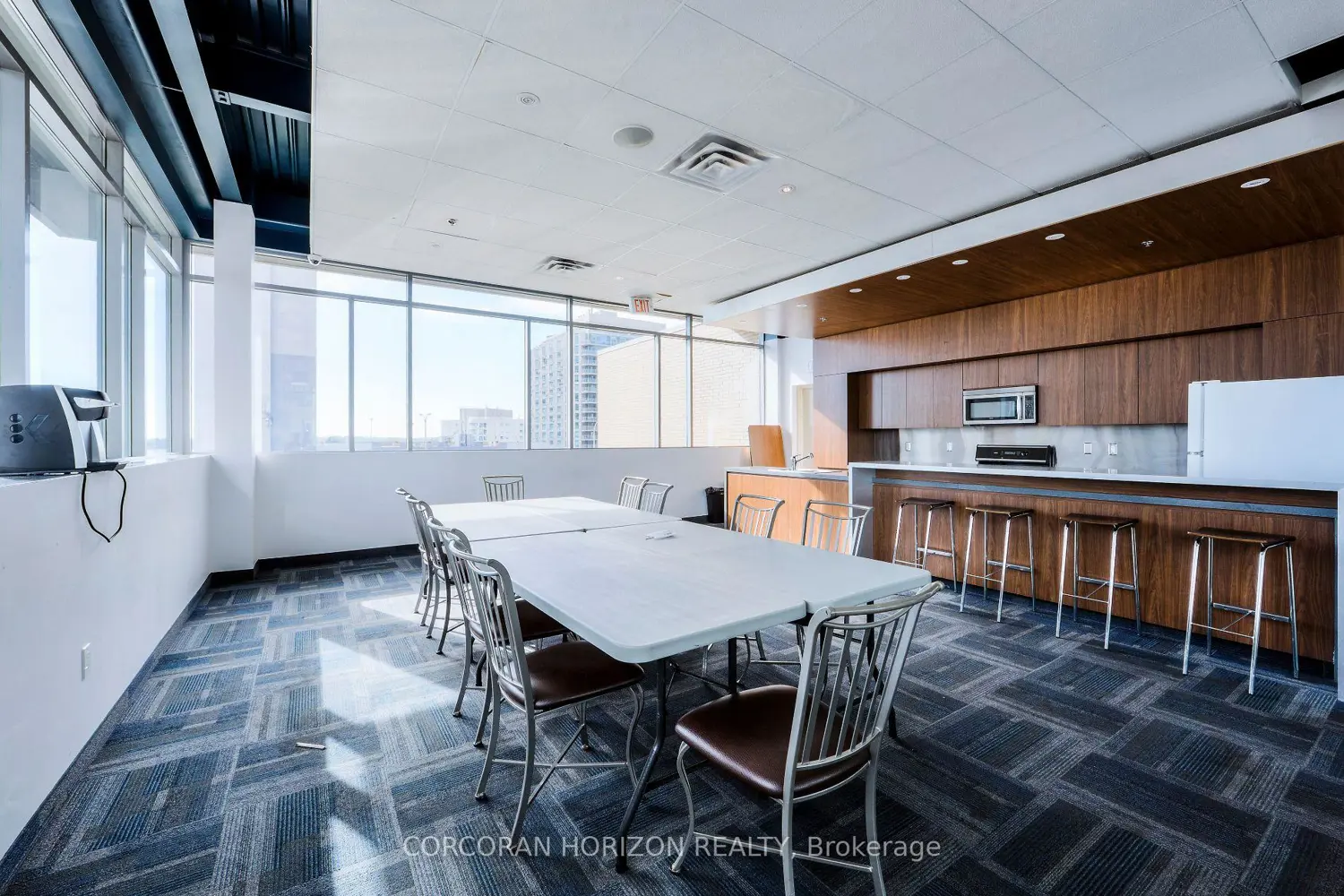 Additional image 14 of 10 Navy Wharf Court 609