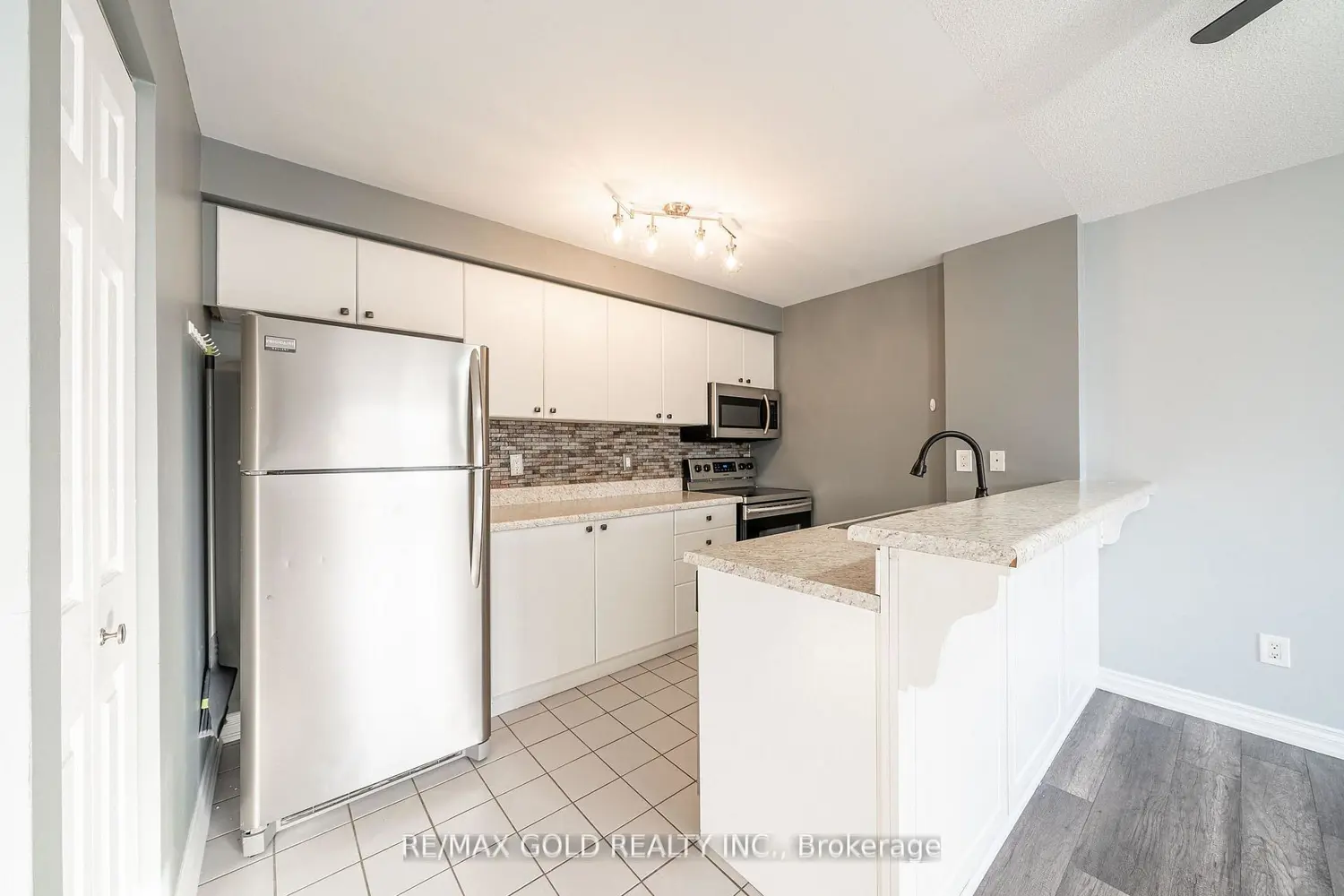 Additional image 7 of 87 Aspen Springs Drive 207