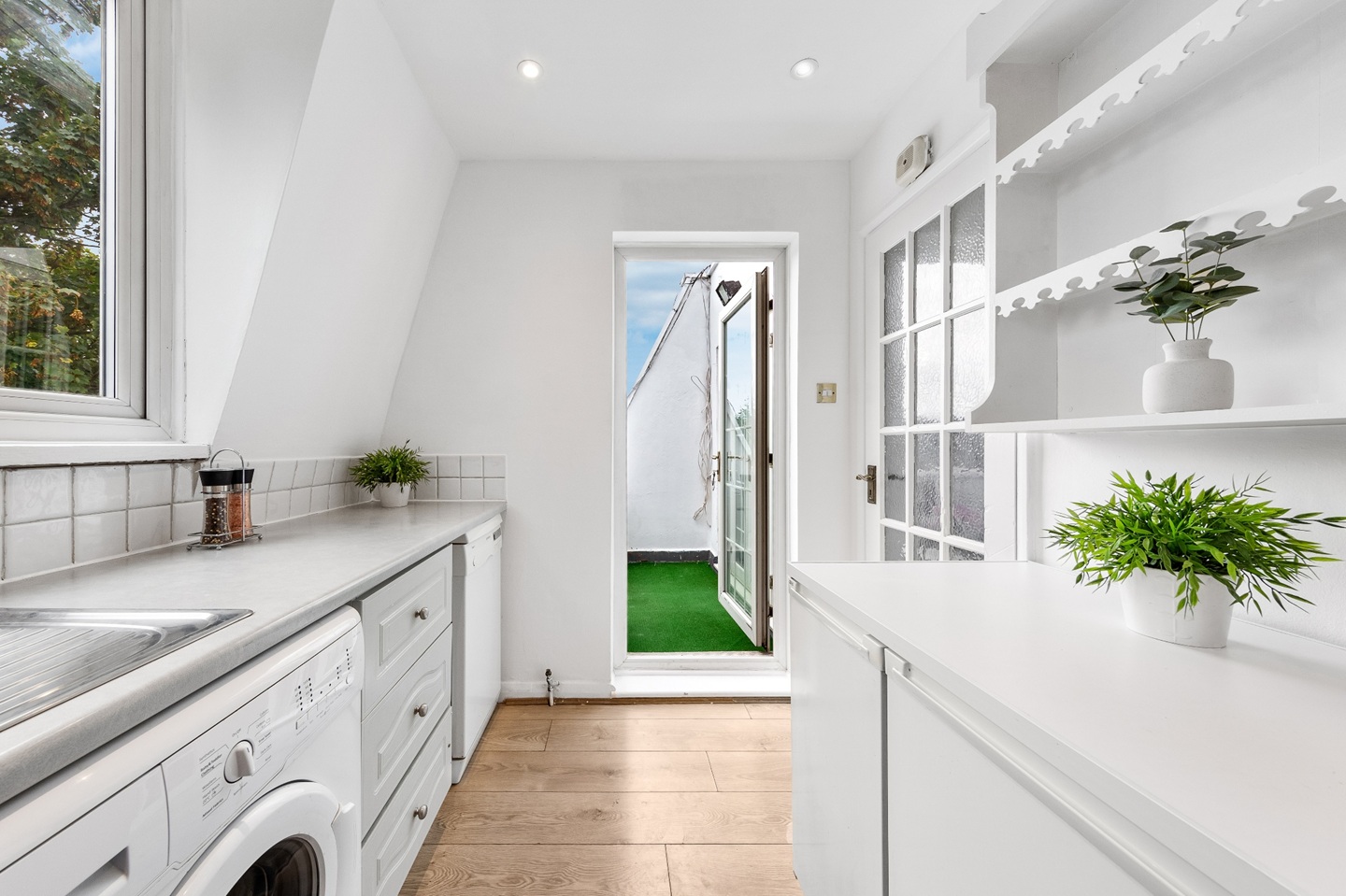 Additional image 14 of 2 Bed Flat, Holland Road, W14, N1 7GU