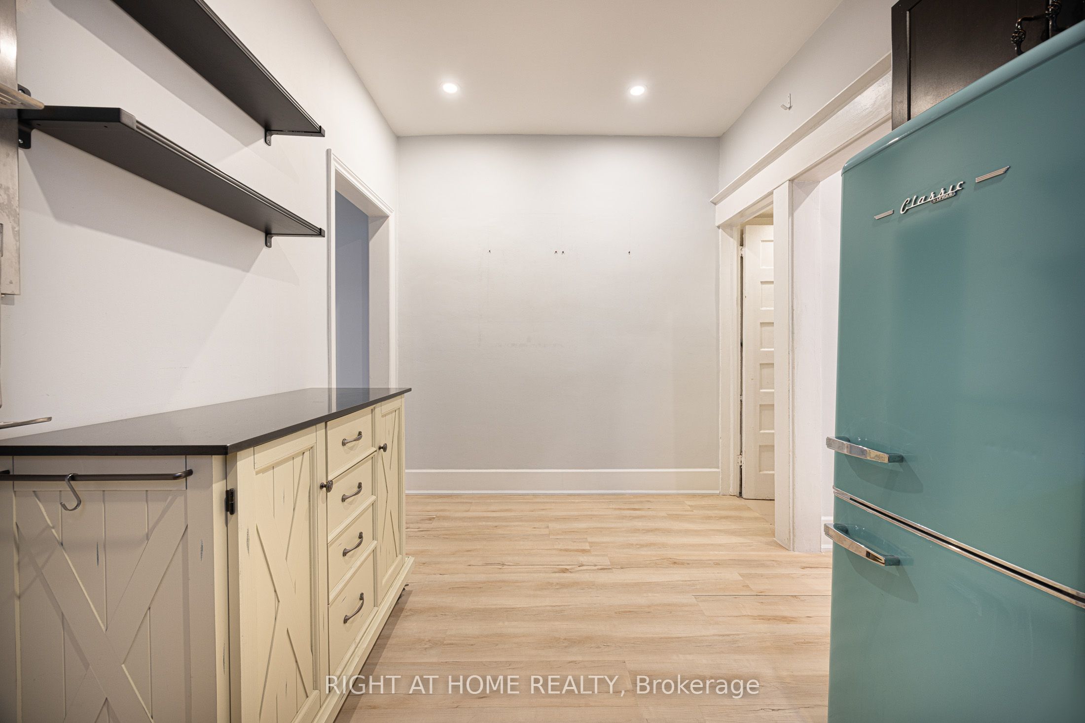 Additional image 2 of Main Floor-281 Osler Street, Toronto, ON, M6N 2Z3