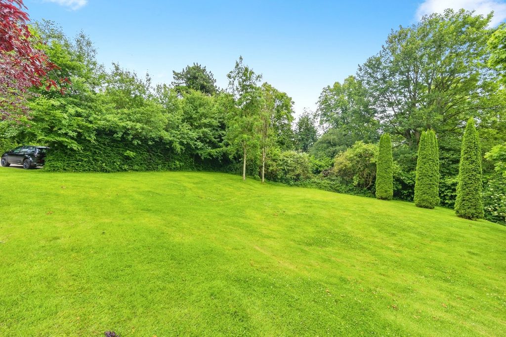 Additional image 13 of 2 bed flat for saleSt. Hilarys Park, Alderley Edge, Cheshire SK9