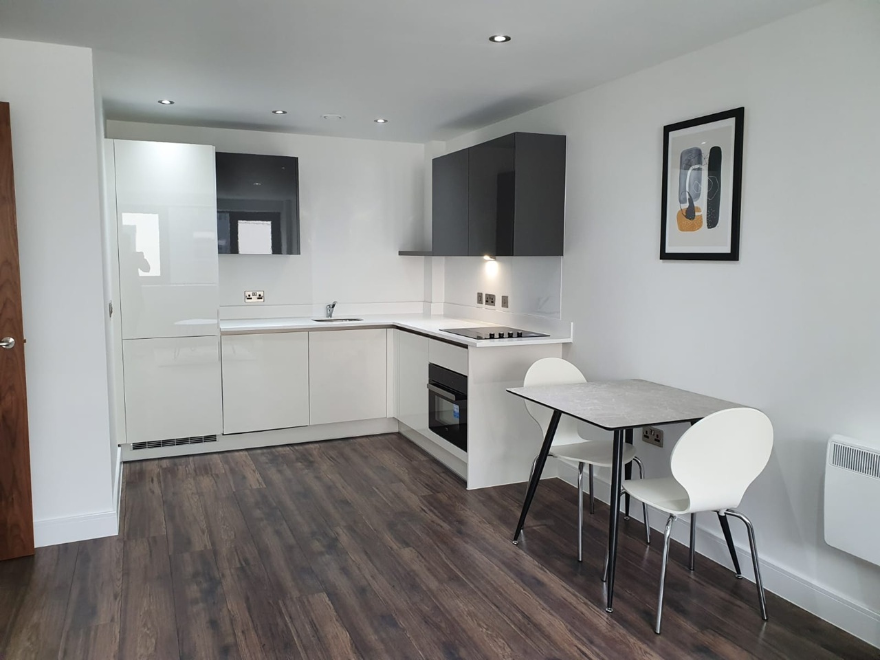 1 Bed Flat, The Quadrant, B1, B1 3RJ