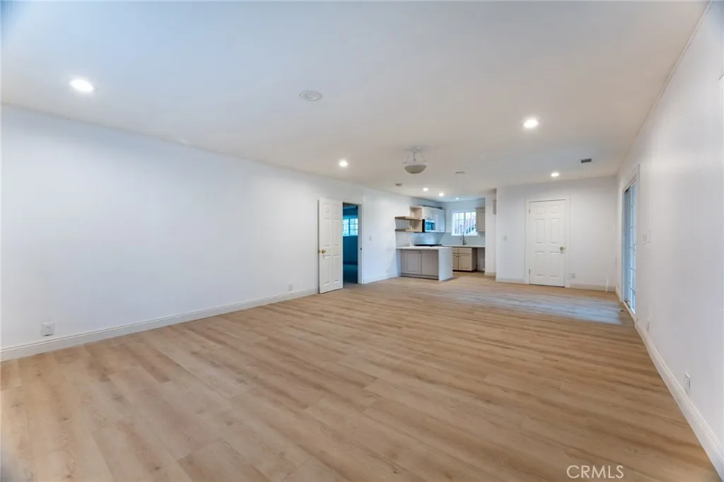 Additional image 24 of 719 W Mariposa Ave, El Segundo, CA 90245