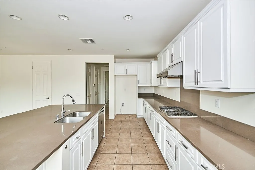 Additional image 43 of 2962 E Via Corvina, Ontario, CA 91764