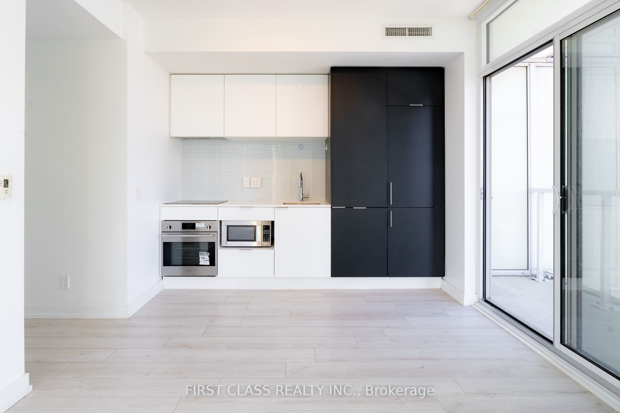 Additional image 5 of 2506-33 Helendale Avenue, Toronto, ON, M4R 0A4