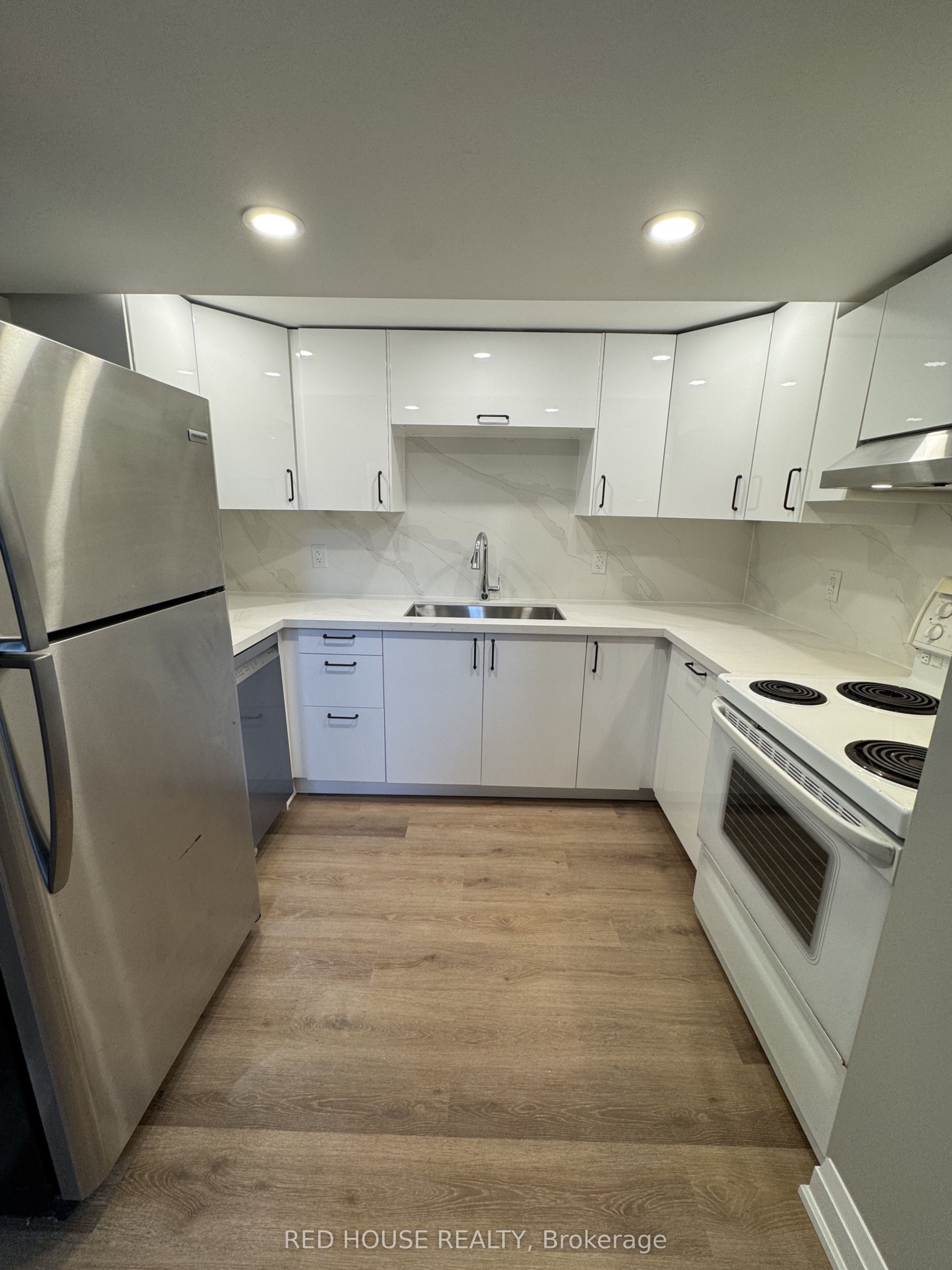 Additional image 4 of 52 Charlbrook Avenue, Barrie, ON, L4M 2Y4