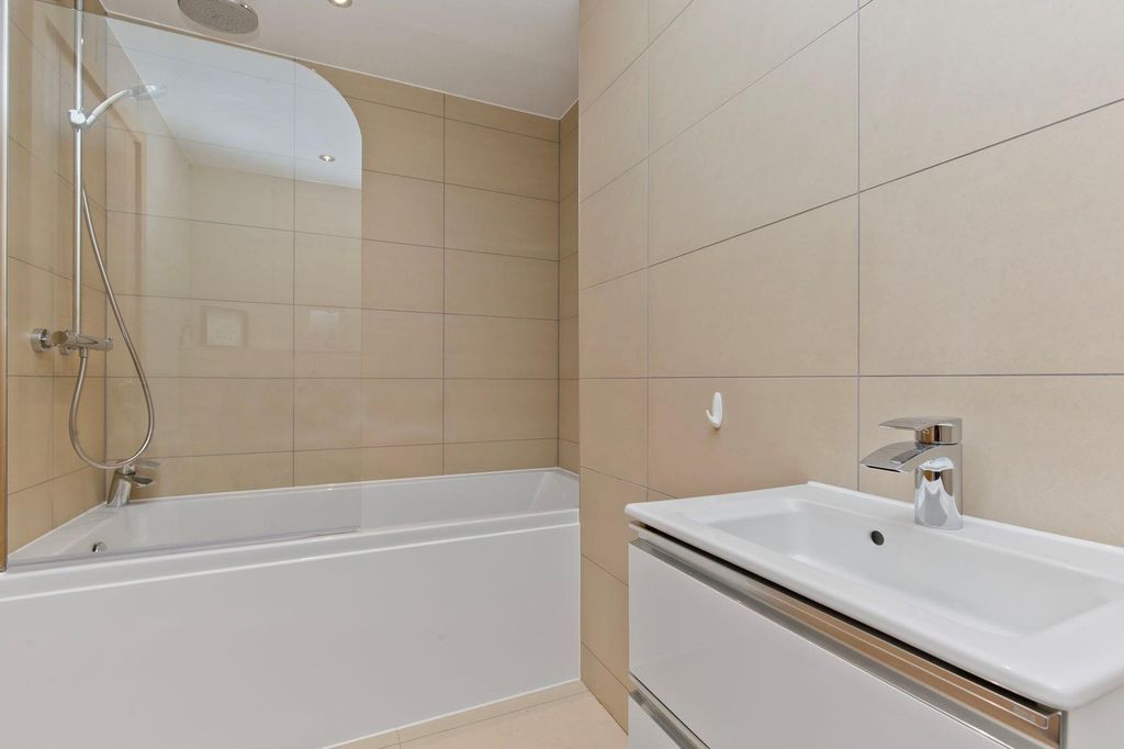 Additional image 19 of 10 bed detached house for saleBraehead Road, Edinburgh EH4