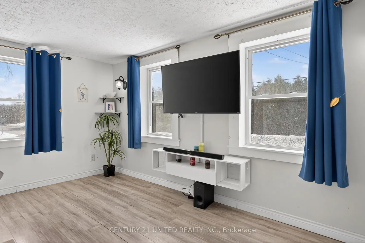 Additional image 10 of 17224 Highway 62