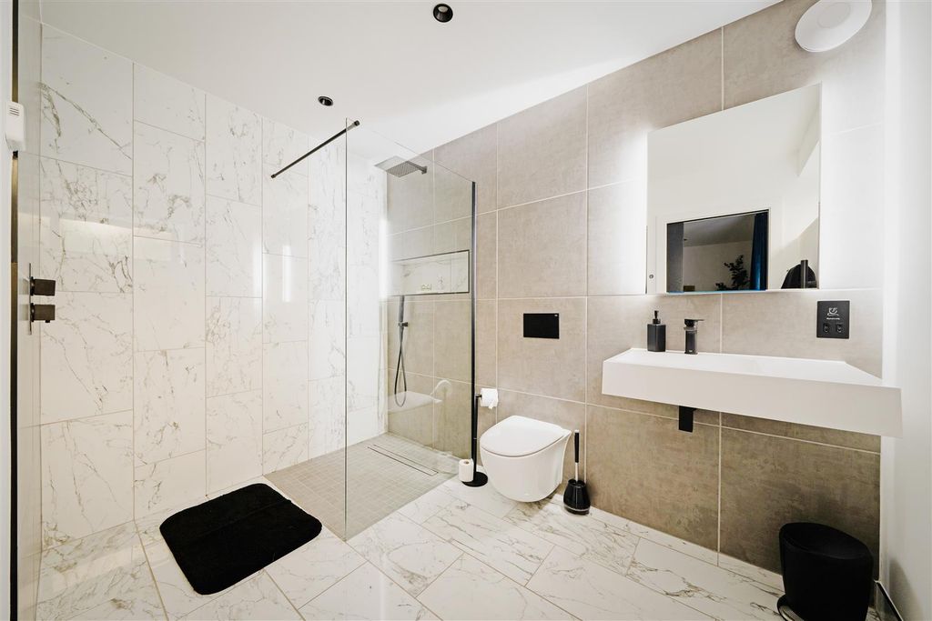 Additional image 17 of 5 bed detached house for saleThe Woodlands Estate, Cheddar BS27