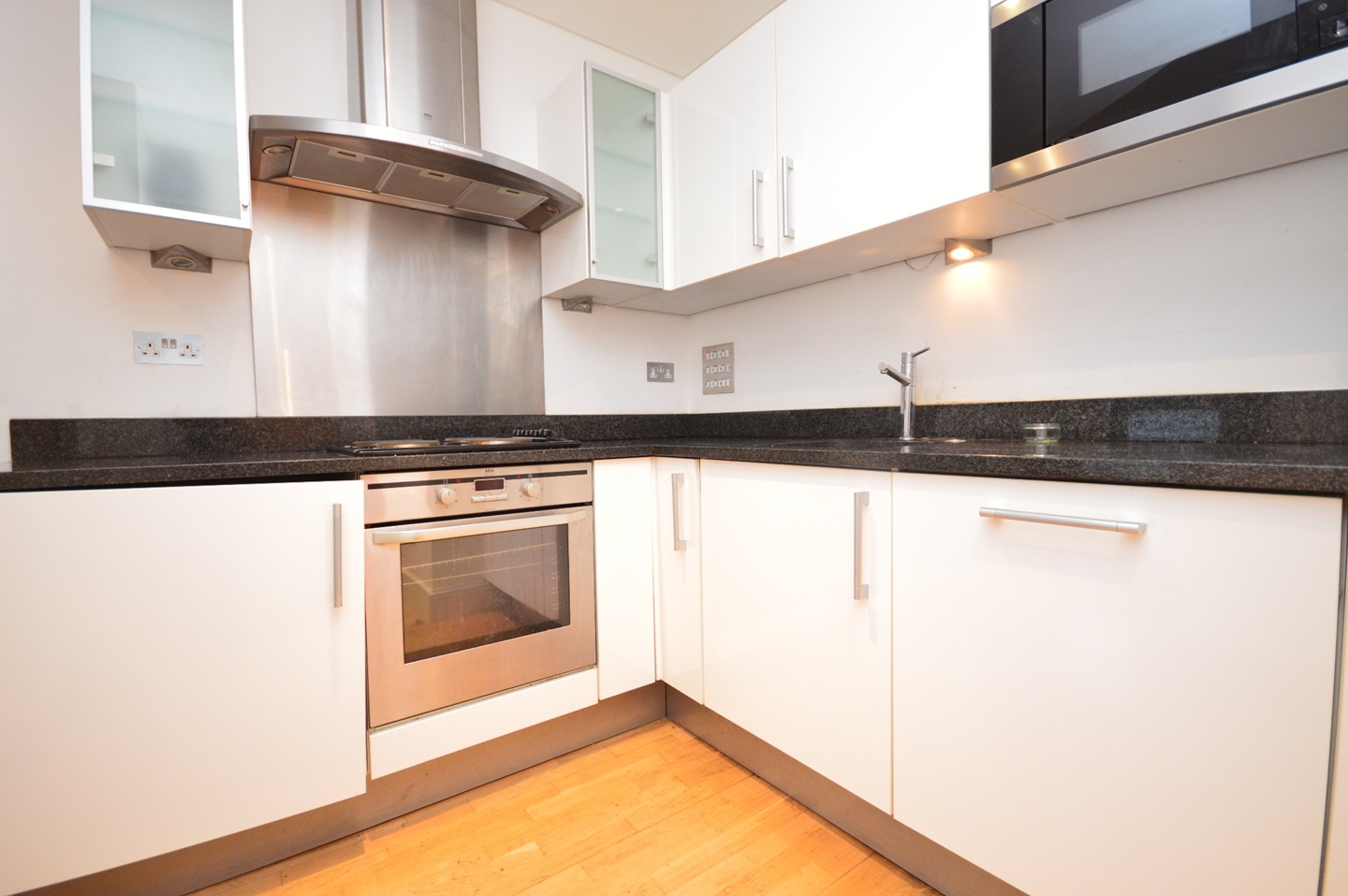 Additional image 6 of 1 Bed Flat, Trafalgar Point, N1, N1 7GU