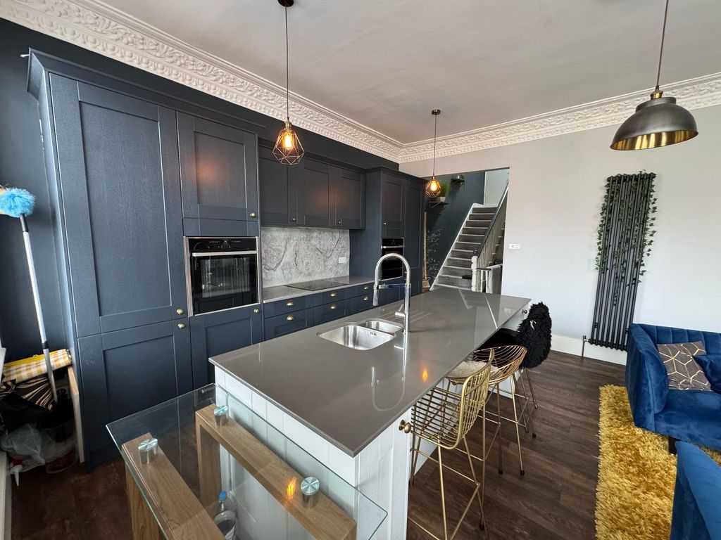 Additional image 4 of 5 bed end terrace house for saleWickham Avenue, Bexhill-On-Sea TN39