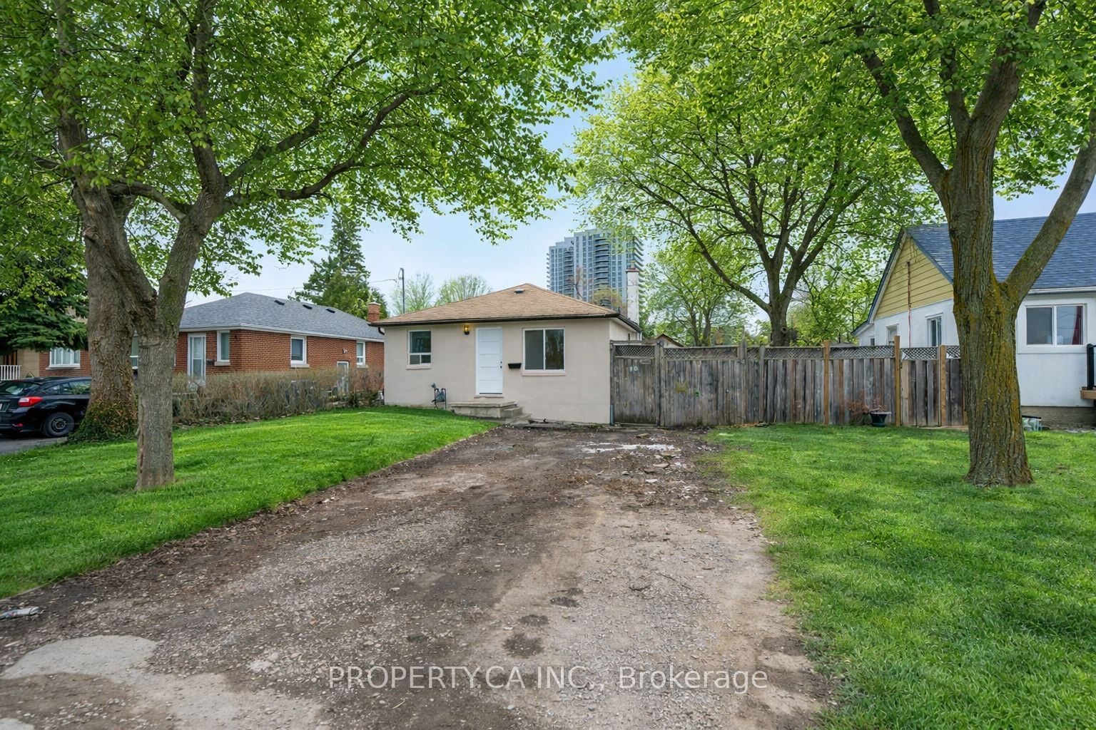 Additional image 2 of 46 Mcmurchy Avenue N, Brampton, ON, L6X 1Y1