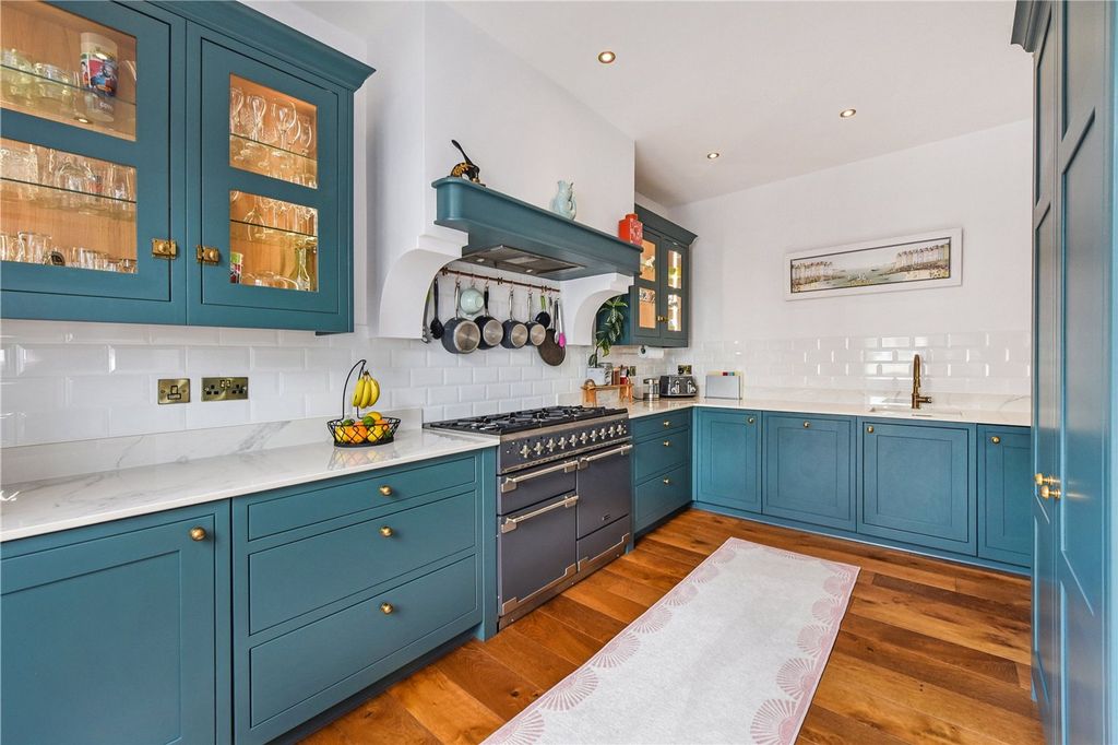 Additional image 12 of 3 bed flat for saleNorth Street, Chichester PO19