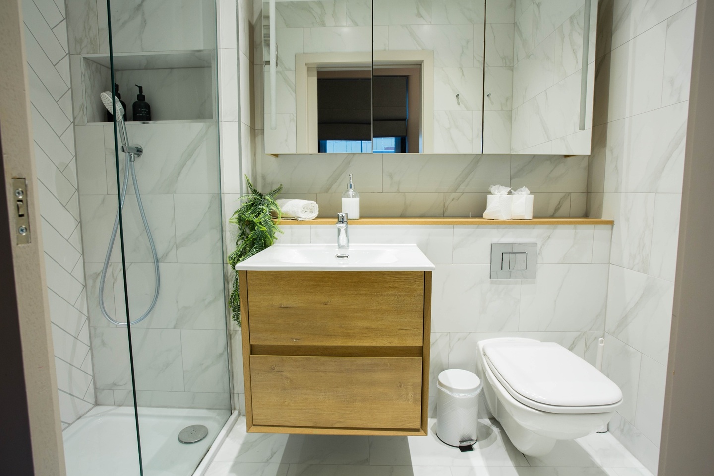 Additional image 9 of 3 Bed Flat, Manchester, M1, N1 7GU