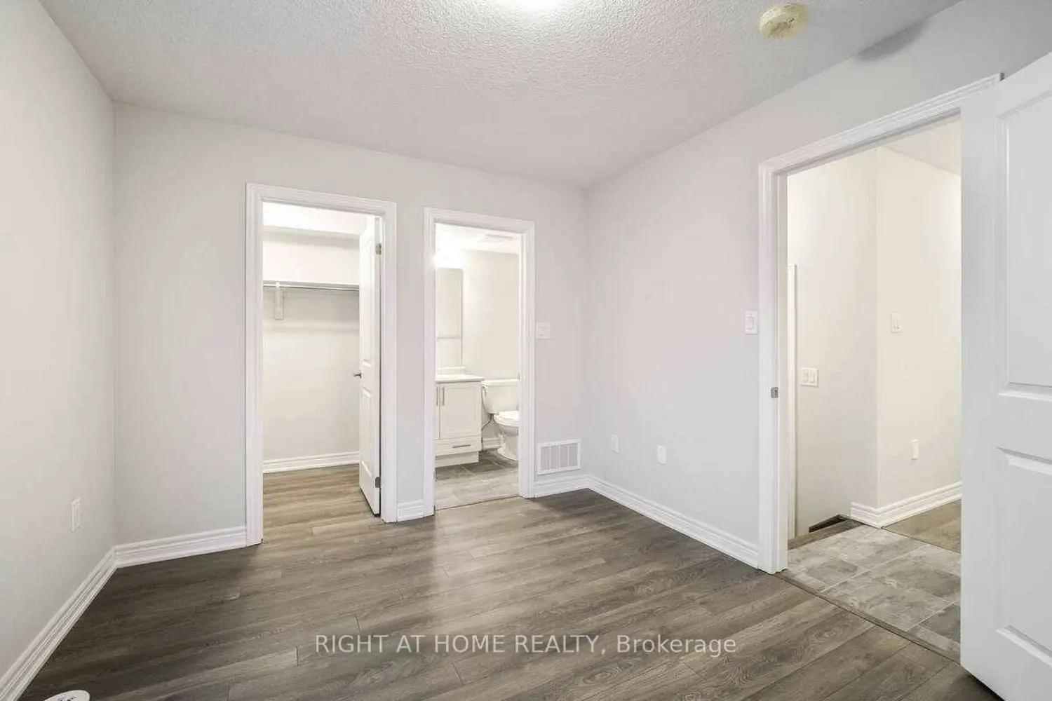 Additional image 3 of 8 Rapids Lane