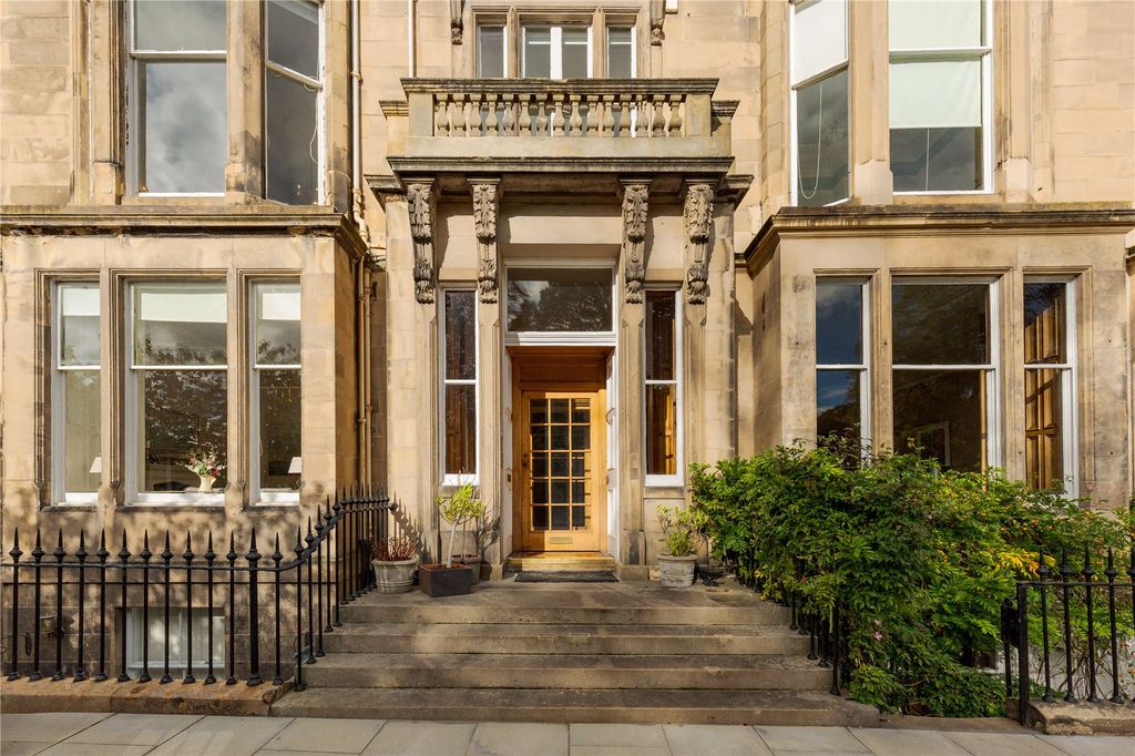 Additional image 3 of 4 bed flat for sale25 Belgrave Crescent, West End, Edinburgh EH4
