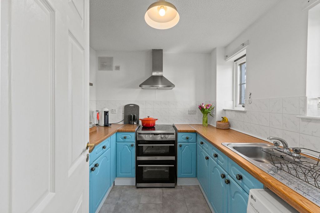 Additional image 9 of 2 bed flat for saleSt. Magdalenes, Linlithgow EH49