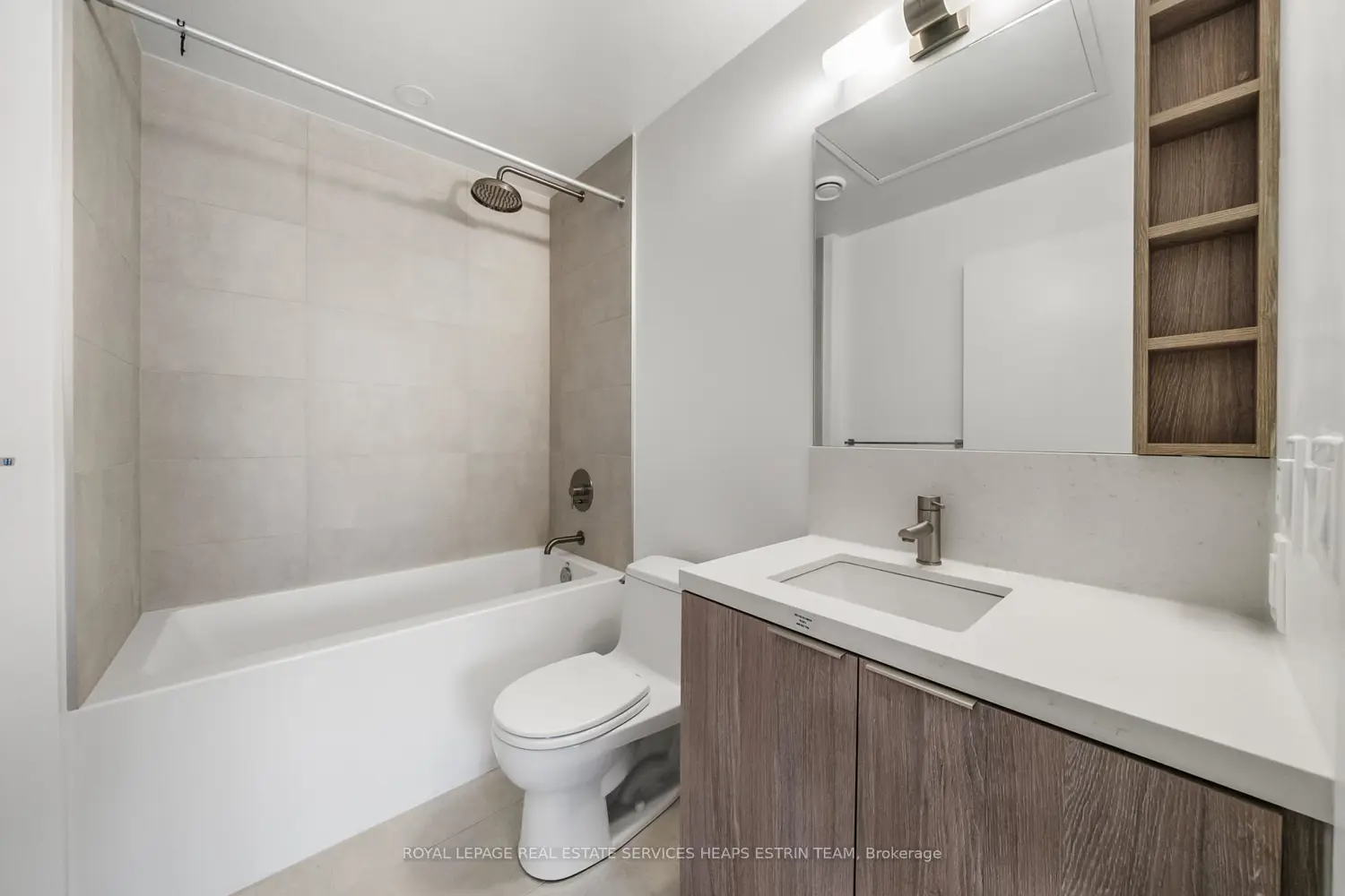 Additional image 8 of 2020 Bathurst Street 1719