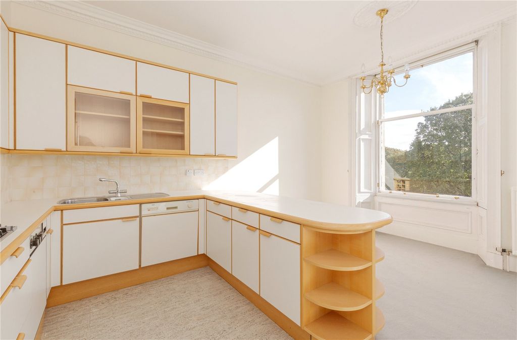 Additional image 9 of 4 bed flat for sale25 Belgrave Crescent, West End, Edinburgh EH4
